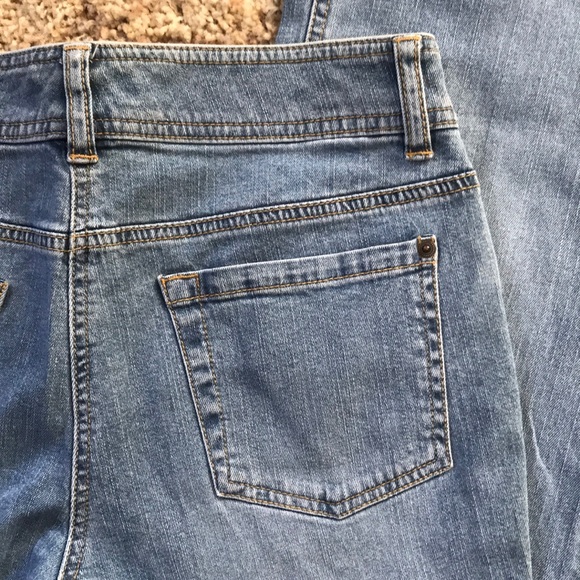 INC stretchy denim jeans - Picture 7 of 8